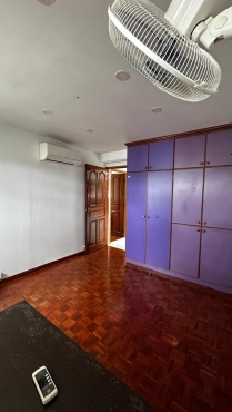 Yew Tee MRT နှင့်တစ်မှတ်တိုင်အကွာတွင် Common Room နှစ်ခန်းငှါးရန်ရှိပါသည်။
