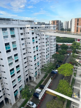 ❤️ယခုချက်ချင်း Short Term နေချင်သူ မိန်းကလေး (၁) ယောက်စာ နေရာလွတ်ပါတယ်(၂ ယောက်ခန်း) 🏡Yishun MRT (အနီလိုင်း) 