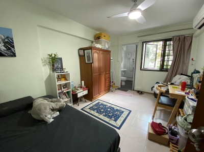 2min Walk from Khatib MRT Masterbed Room