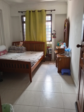 Single stay at common room near MRT @ $950