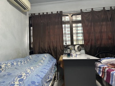 NEAR PIONEER MRT, COMMON ROOM TO RENT