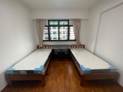 Looking for 2 Female in big common room.