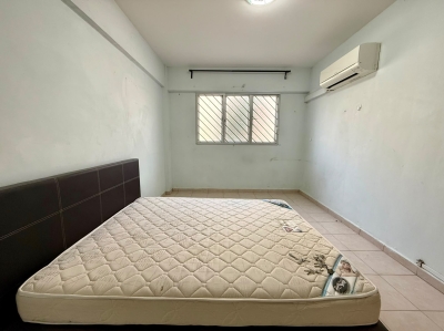 YISHUN, BLK 721 for Rent