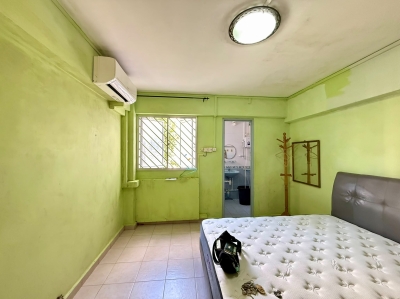 YISHUN,BLK 721 Master and Common Rooms for Rent 
