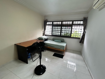 A Big Common Room for rent in Hougang 