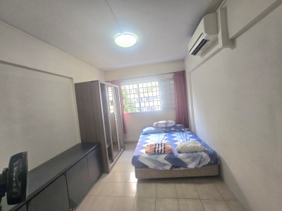 Common Room / Short Term Only for October