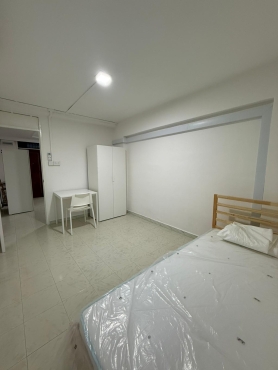 2 Common rooms to rent near Yishun MRT station