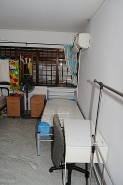 Opposite Bukit Batok MRT: Big Common Room with A/C  