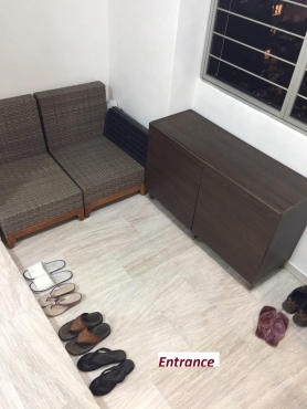 Looking One Male for long term/ short term roommate to share in Big Common Room near Yew Tee MRT