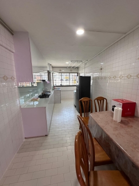 2 Common rooms to rent near Yishun MRT station