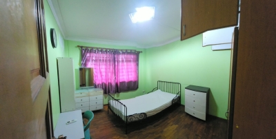 Spacious common room available for rent. 