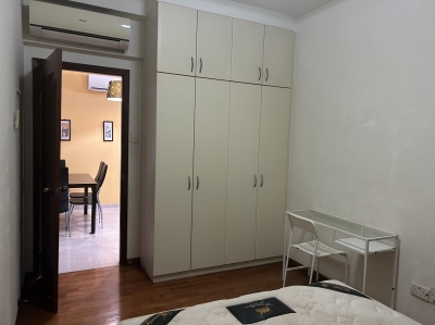 Looking for One Female to share common room