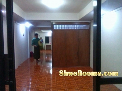 Room fla ground floor for sale