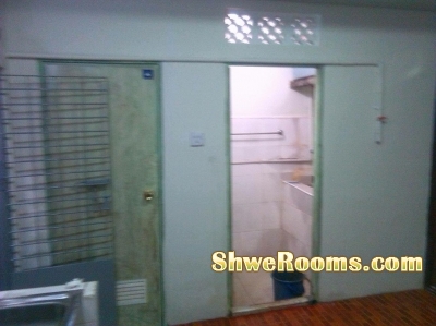 Room fla ground floor for sale