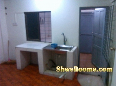 Flat Room ( ground floor ) for sale