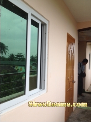 WIDE FLAT 19ft x 55ft , (3RD FLOOR )