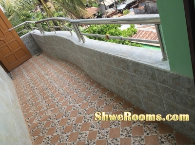 WIDE FLAT 19ft x 55ft , (3RD FLOOR )