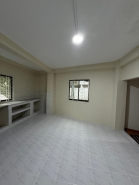 ကမာရွတ်တိုက်ခန်း