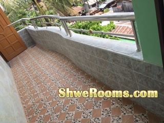 WIDE FLAT 19ft x 55ft , (3RD FLOOR )